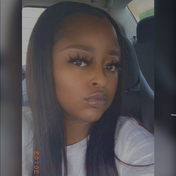 Meet your Posher, Laaueda - Picture 1 of 1